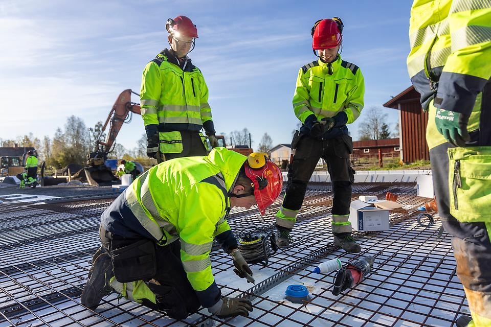 Ange alt-text; vad bilder föreställer.