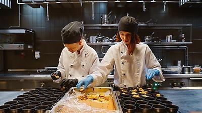 Hotell, restaurang och bageri