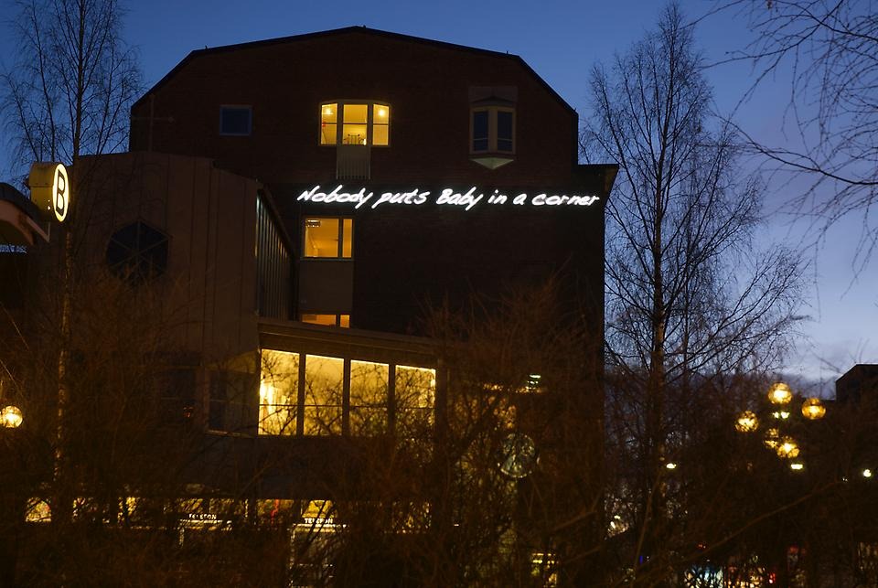 Konstverket "Nobody puts Baby in a corner" av SOJ: Mikaela& Moa Krestesen/Bildupphovsrätt 2026, Foto: Mikaela Krestesen