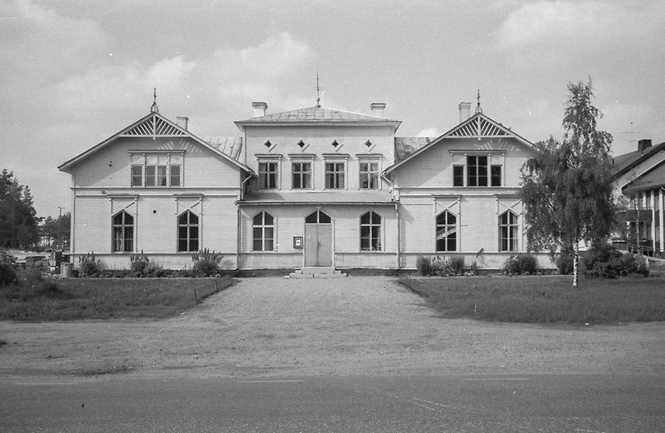Kommunalhuset på Backen fotograferat innan rivning. Foto: Göte Böhlin, Västerbottens museum.